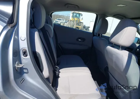 2017 Honda Hr-V Lx z USA, uszkodzony, nr VIN 3CZRU6H37HG705585